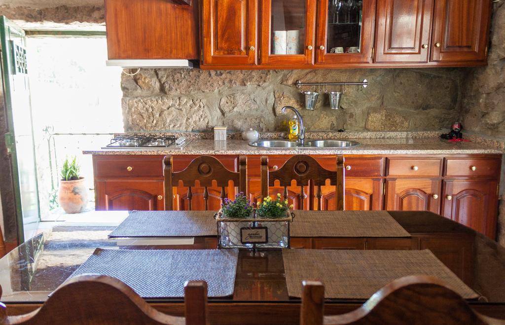 Casa Moinho Da Mouta Apartment Parada de Pinhao ภายนอก รูปภาพ